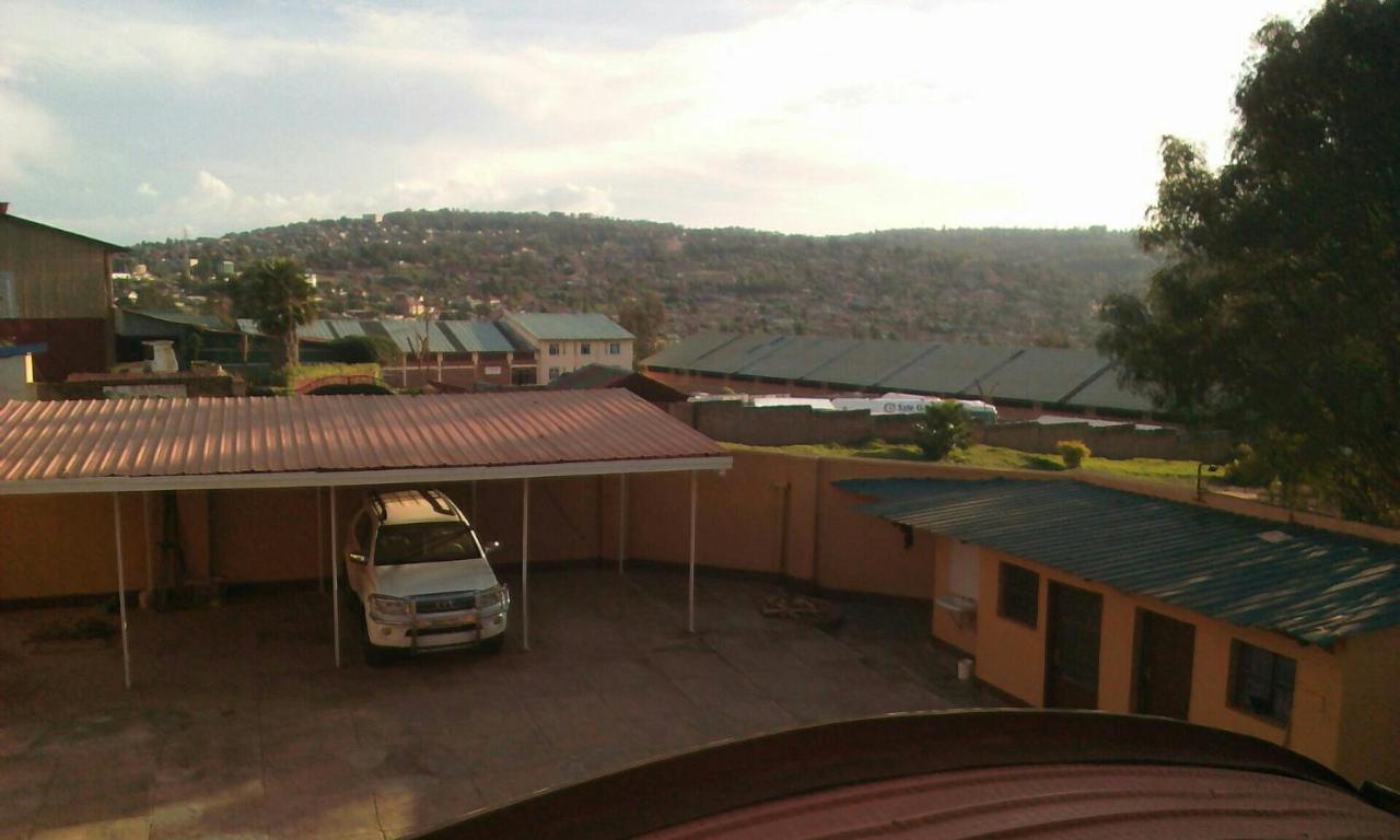 Greenpage Suites Kigali Bagian luar foto